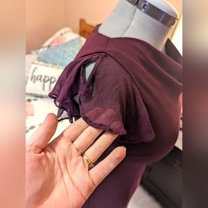 Burgundy sleeveless formal with scoop neck size 6